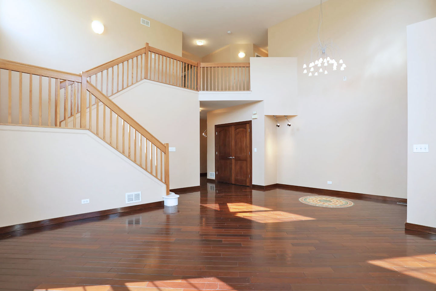 829 Clover Ridge Lane Itasca, IL 60143 - Photo 5 of 39