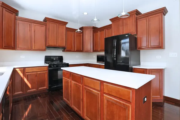$850,000 | 829 Clover Ridge Lane, Itasca, IL 60143