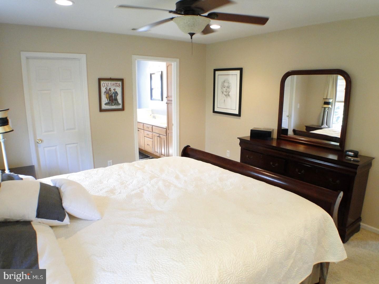9304 Andover Road Philadelphia, PA 19114 - Photo 14 of 23 Gallery Image 14