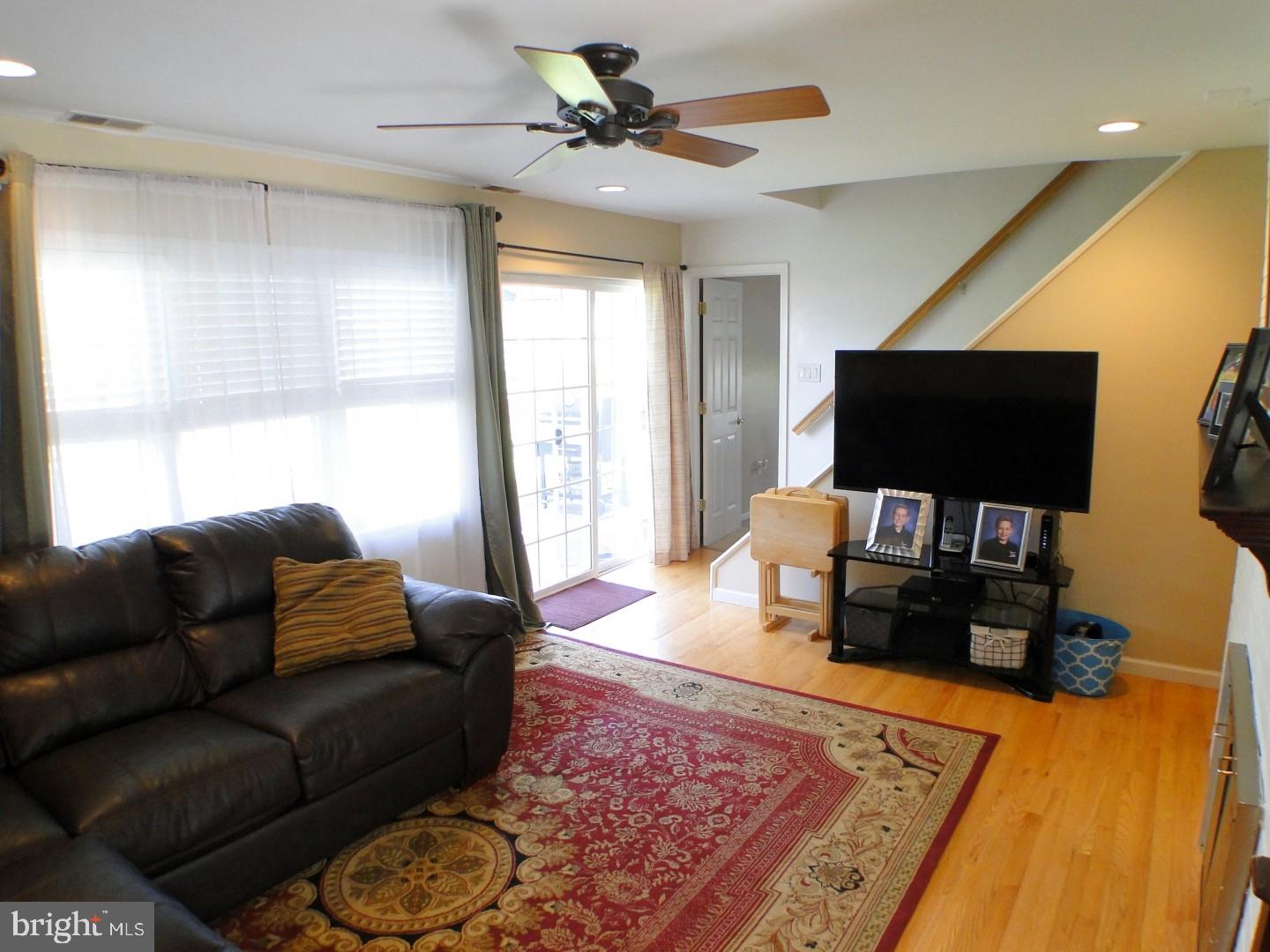 9304 Andover Road Philadelphia, PA 19114 - Photo 4 of 23 Gallery Image 4