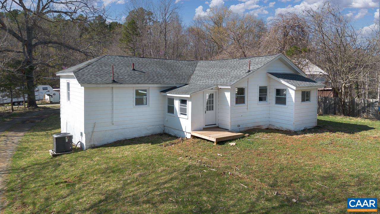 7540 Damon Road Schuyler, VA 22969 - Photo 8 of 26 Gallery Image 8