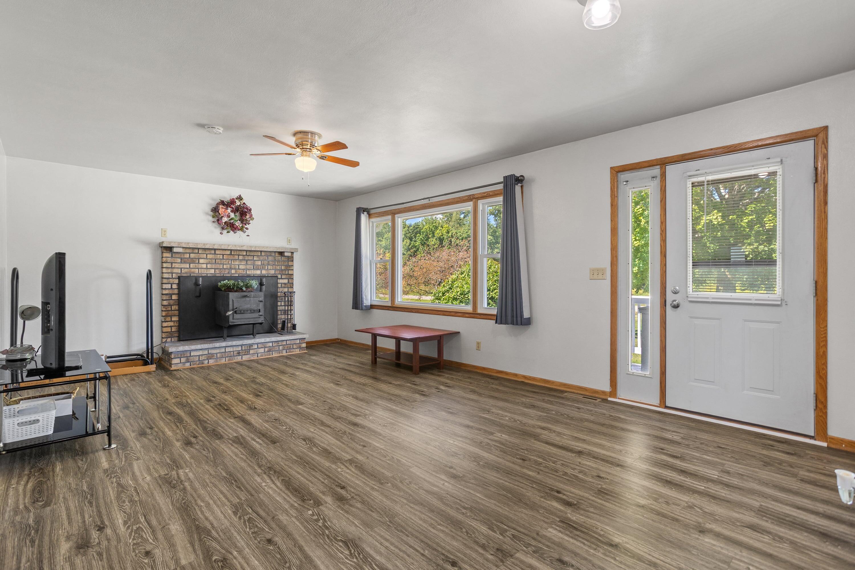 1061 Litchfield_003