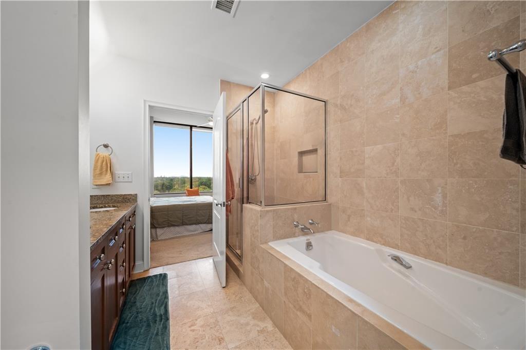 2828 Peachtree Road Northwest, Unit 1204 Atlanta, GA 30305 - Photo 27 of 48