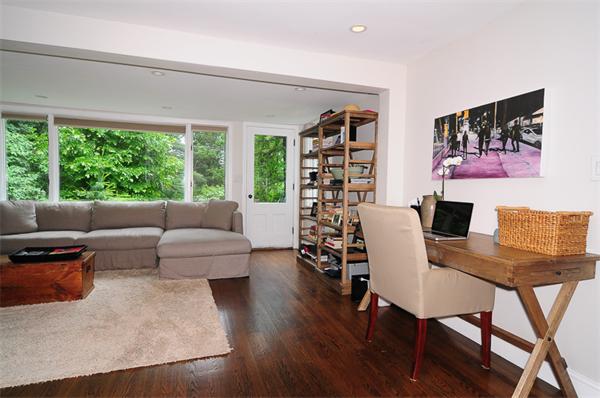 97 Loring Road Weston, MA 02493 - Photo 8 of 19