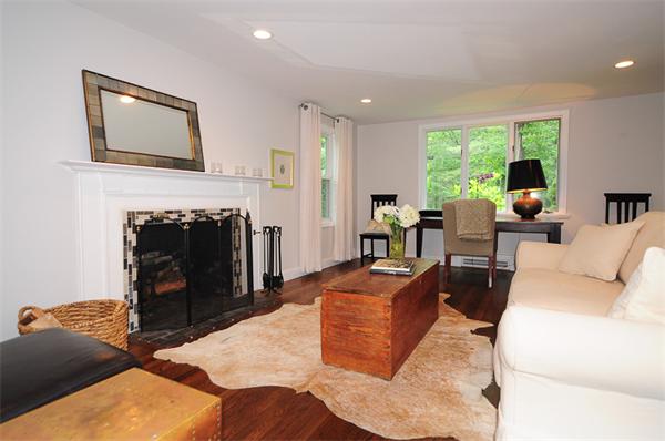 97 Loring Road Weston, MA 02493 - Photo 9 of 19