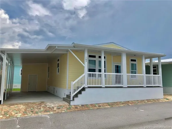 $2,500 | 163 Northeast Buoy Drive, Jensen Beach, FL 34957