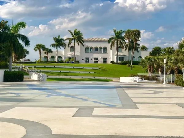 $2,500 | 163 Northeast Buoy Drive, Jensen Beach, FL 34957