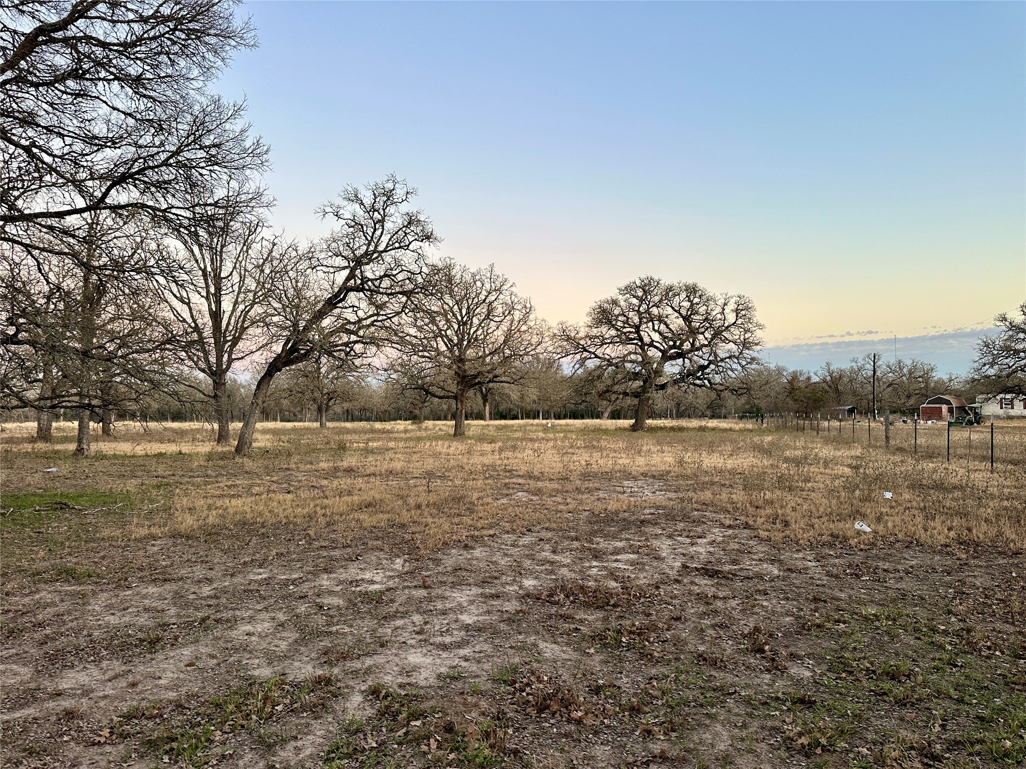 118 Rd Giddings Tx 78942 Road Giddings, TX 78942 - Photo 8 of 11 a view of lake and mountain