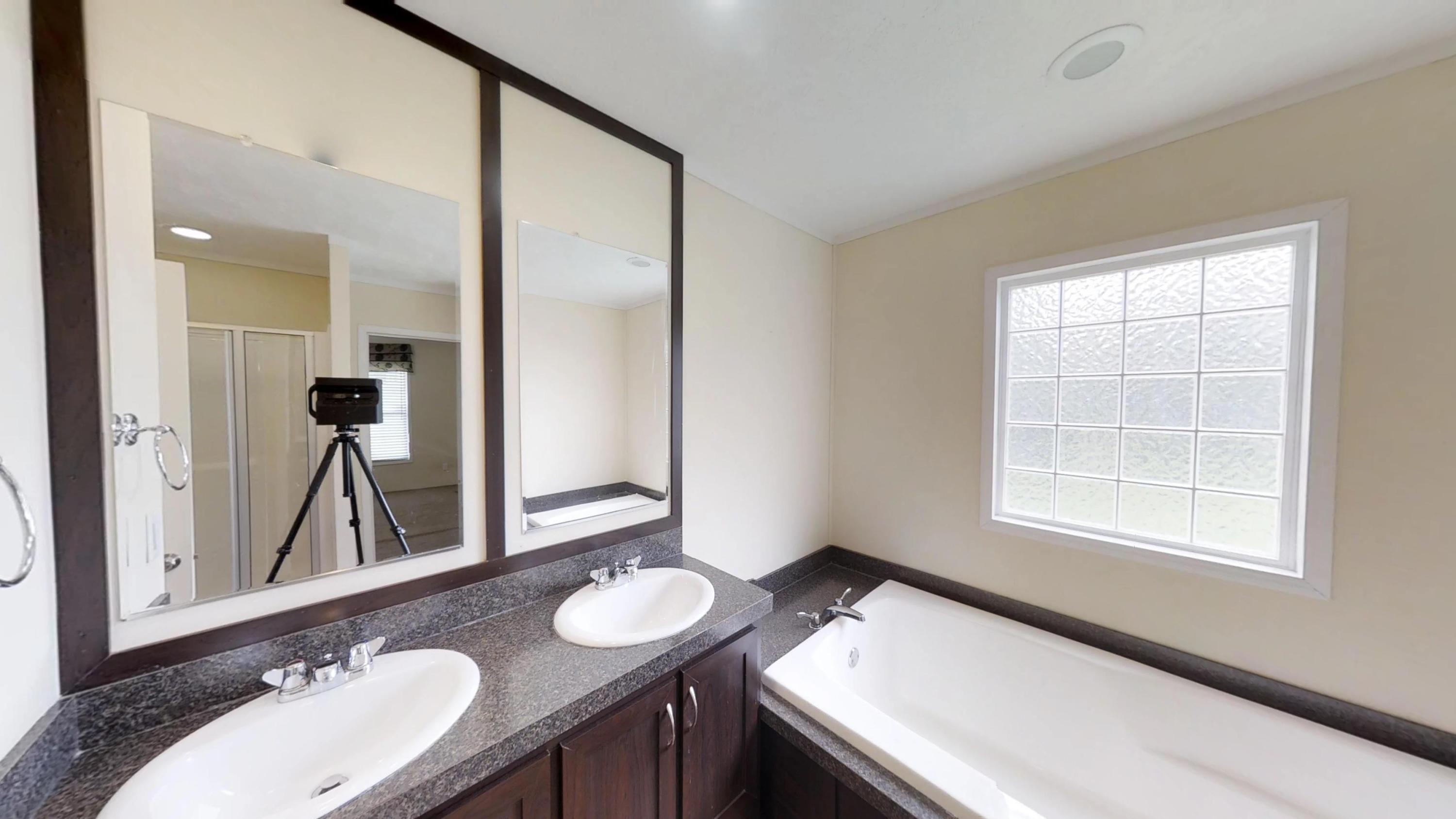 1005 Carding Machine Road Loudon, TN 37774 - Photo 22 of 36 Master Bath