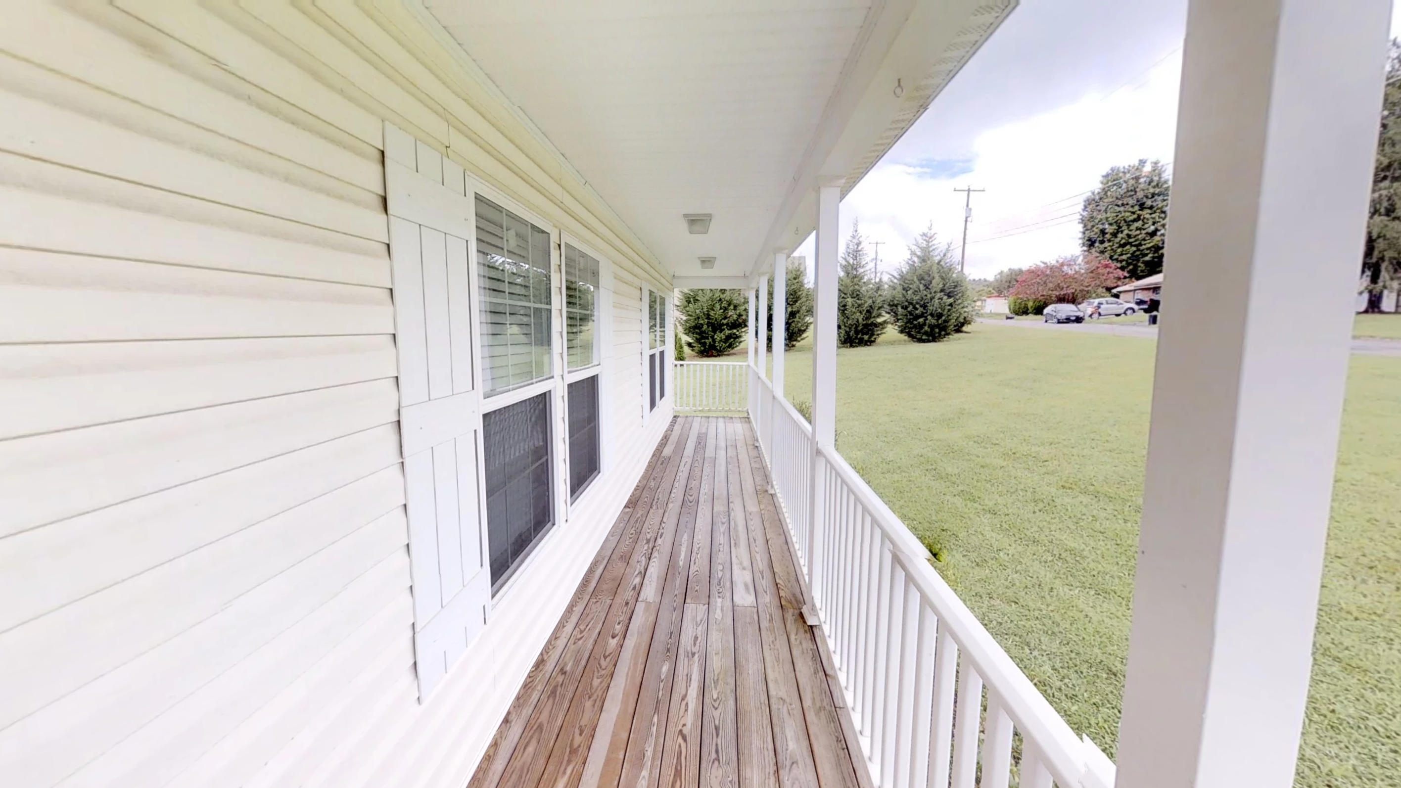 1005 Carding Machine Road Loudon, TN 37774 - Photo 5 of 36 Front Porch