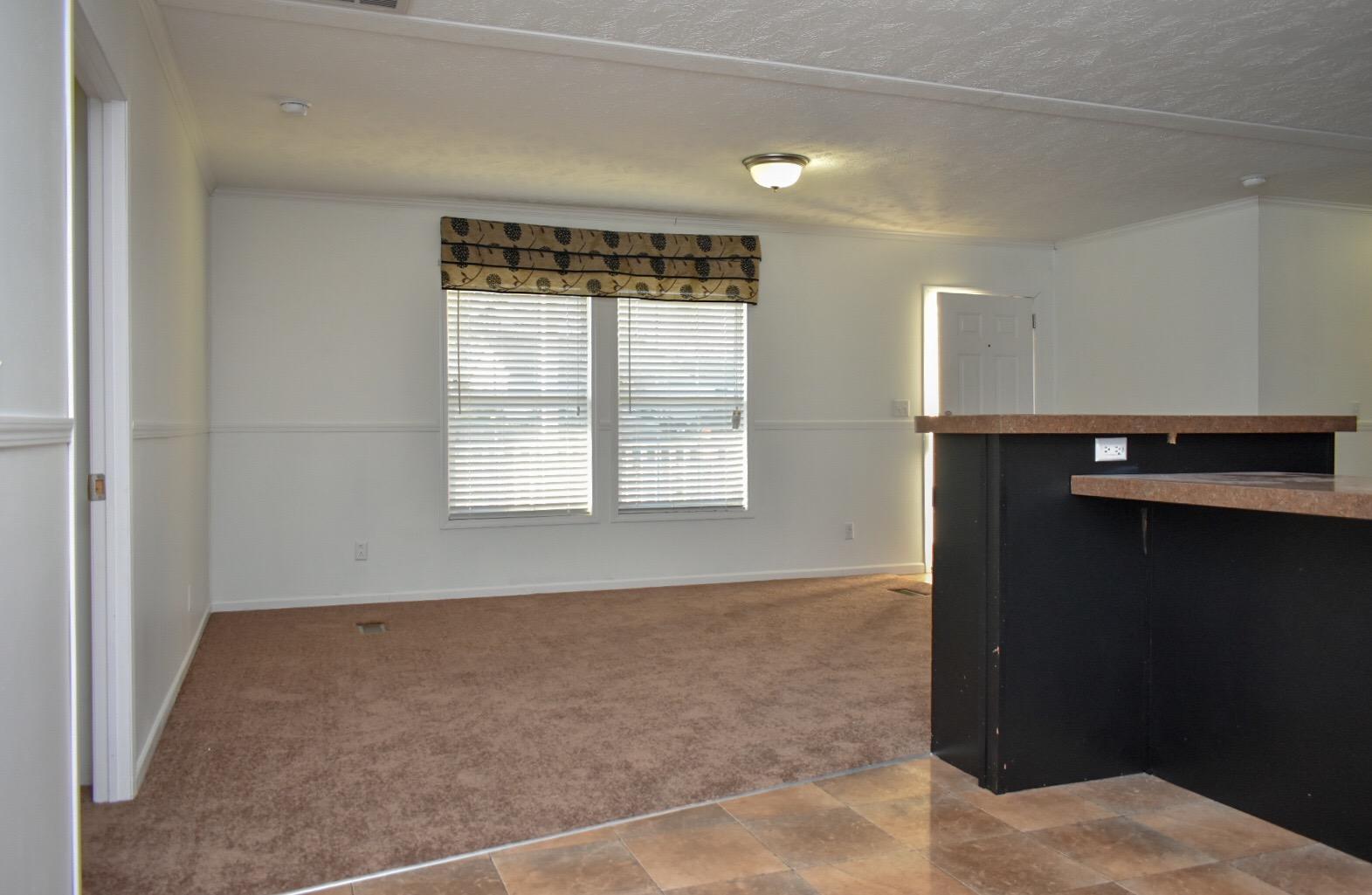 1005 Carding Machine Road Loudon, TN 37774 - Photo 8 of 36 Living Room