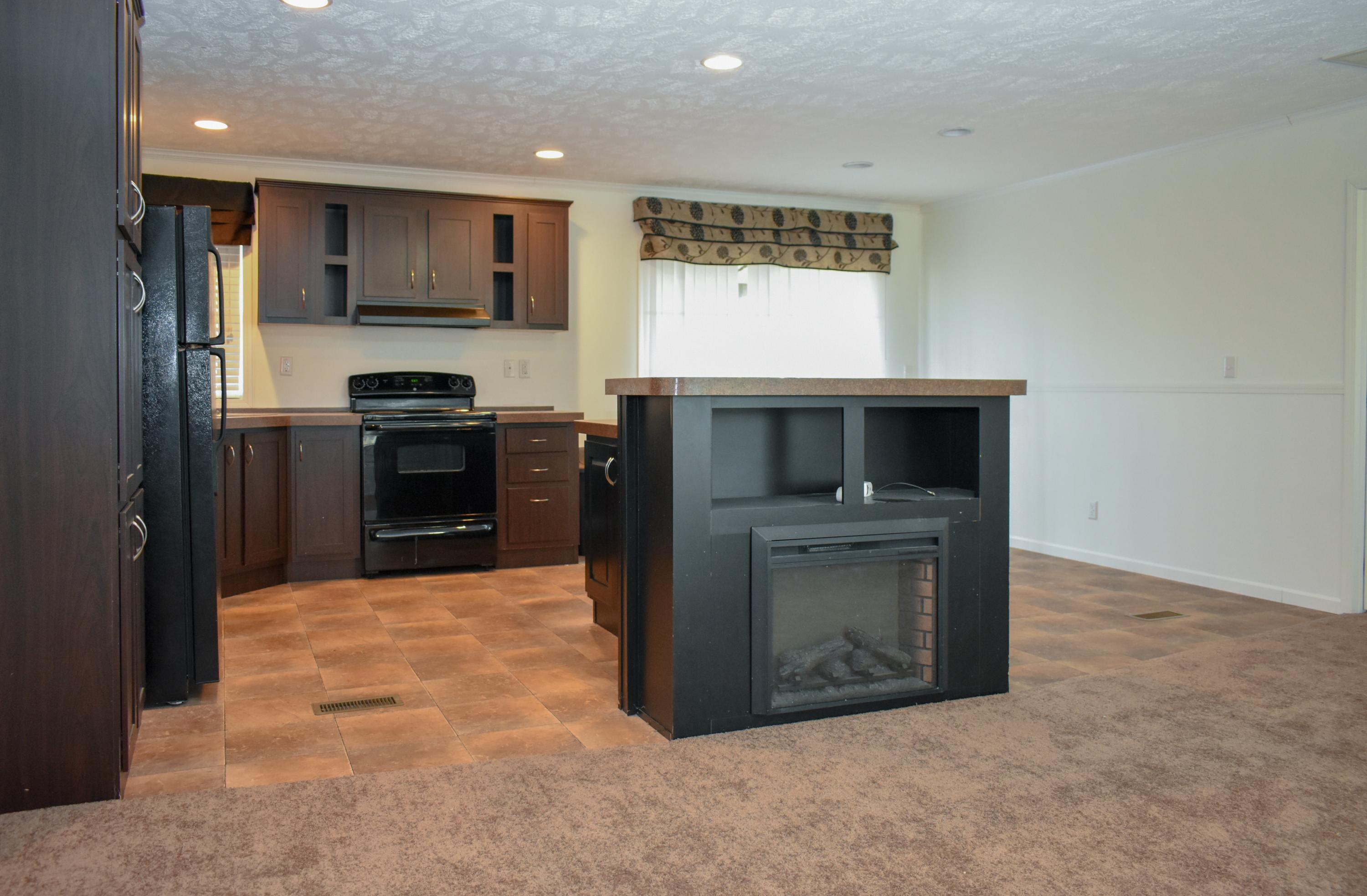 1005 Carding Machine Road Loudon, TN 37774 - Photo 10 of 36 Living Room & Kitchen