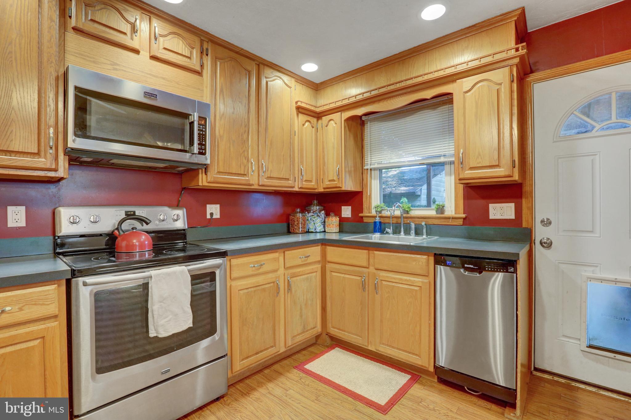 539 Spring Avenue Lititz, PA 17543 - Photo 13 of 51