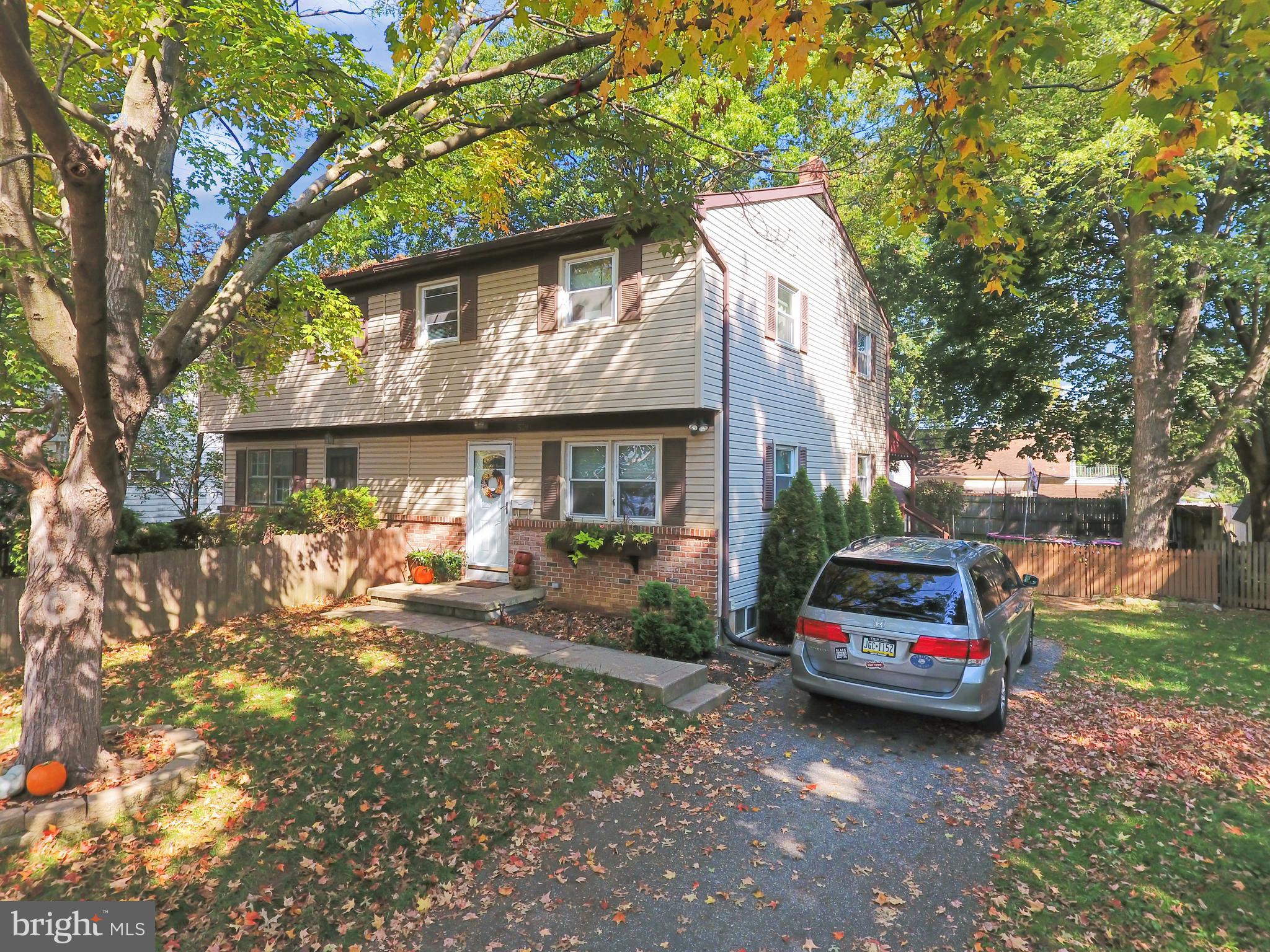 539 Spring Avenue Lititz, PA 17543 - Photo 5 of 51