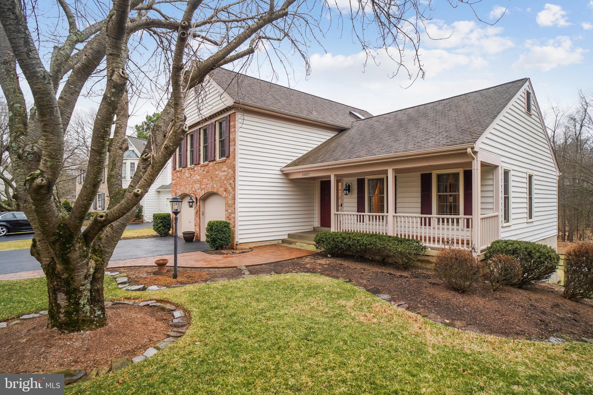 20657 Beaver Ridge Road Montgomery Village, MD 20886 - Photo 4 of 38 Gallery Image 4
