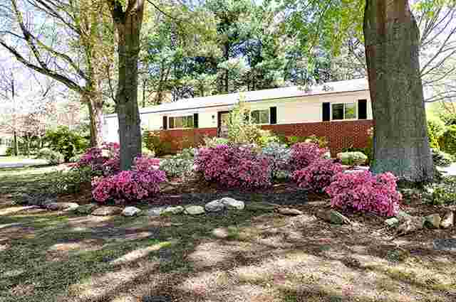 500 Mapleton Drive Greenville, SC 29607 - Photo 1 of 25