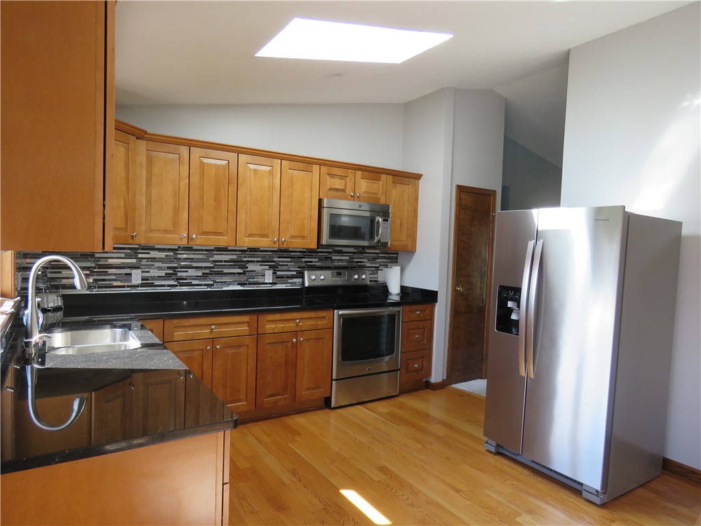 252 Golden Road Chili, NY 14624 - Photo 9 of 32