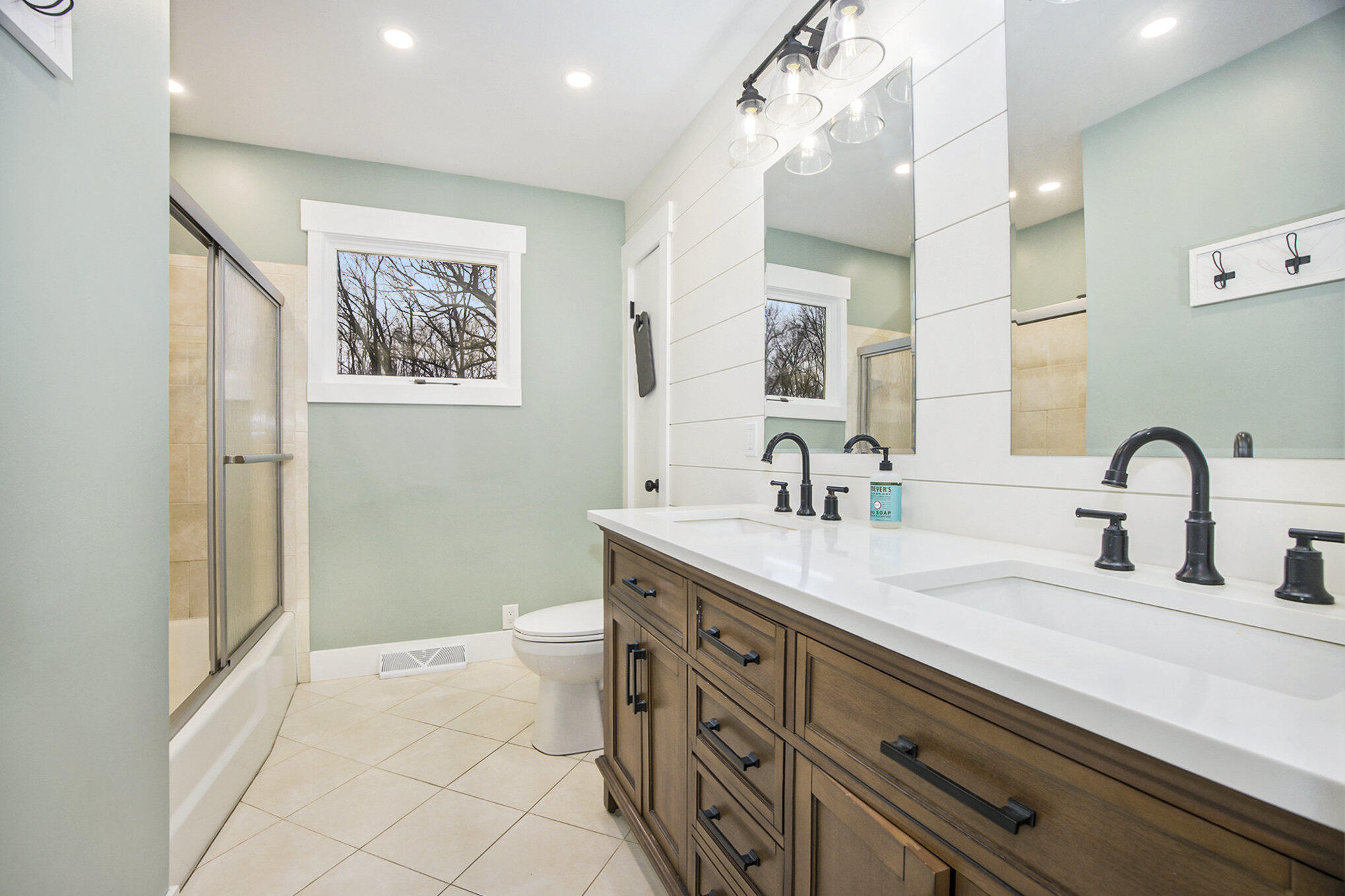 1175 Willits Road Hastings, MI 49058 - Photo 17 of 34 015_1175_willits-22_326