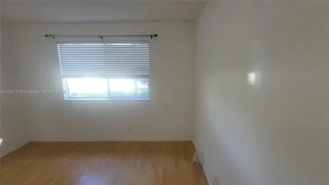 a view of empty room with window