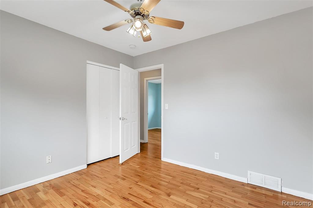 12062 Racine Road Warren, MI 48093 - Photo 25 of 46