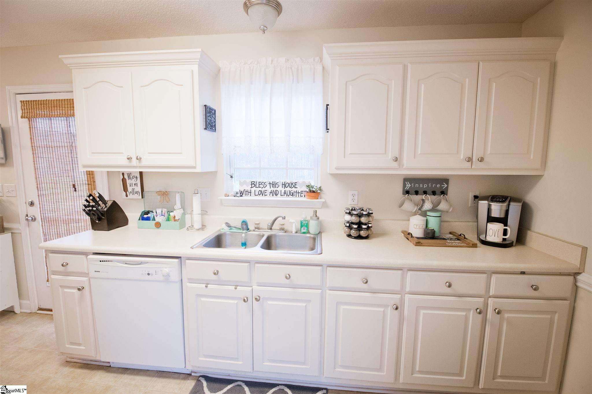 348 Split Oak Lane Inman, SC 29349 - Photo 8 of 20