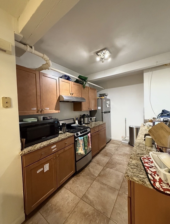 2 Colliston Road, Unit 2B Boston, MA 02135 - Photo 3 of 9