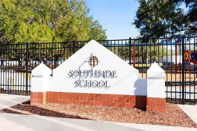 $3,850,000 | 1542 Gulfview Drive, Sarasota, FL 34239