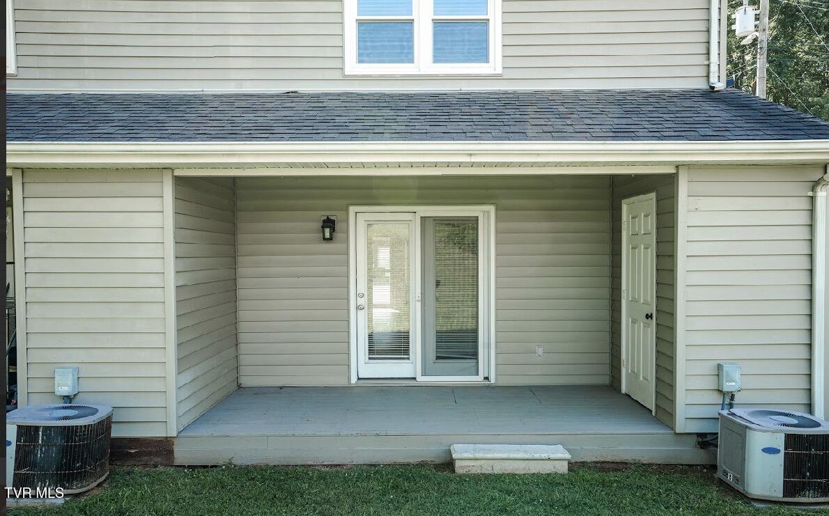 613 Spring Hill Road, Unit 13 Johnson City, TN 37604 - Photo 22 of 29 IMG_0728