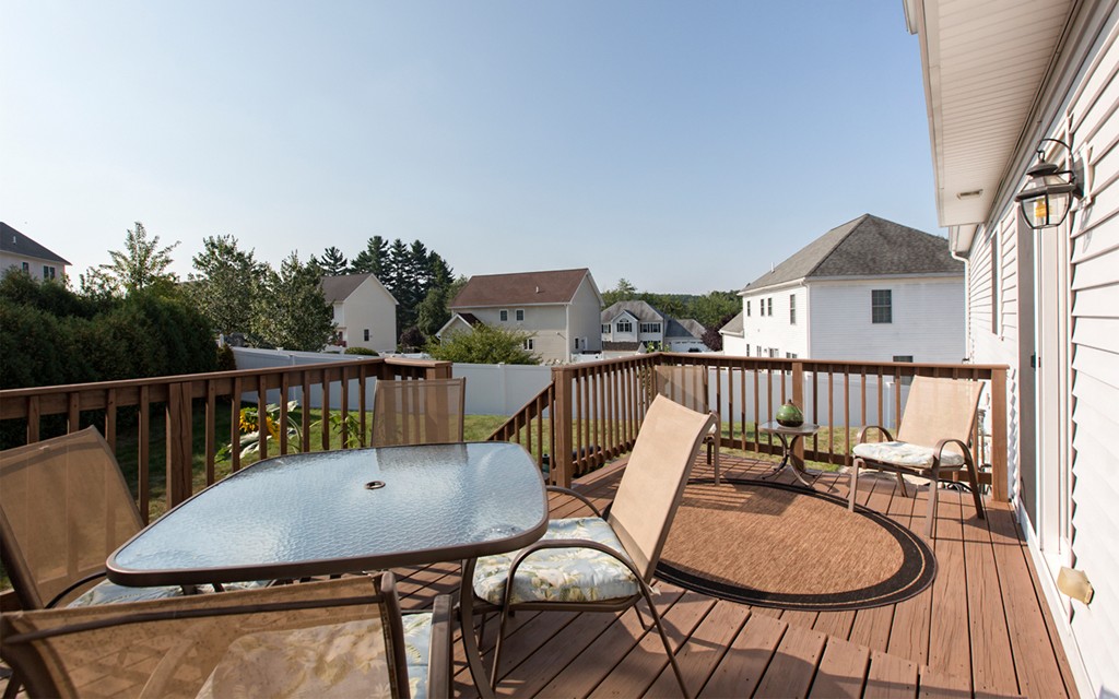 43 Redgate Road Dracut, MA 01826 - Photo 23 of 24 Gallery Image 23