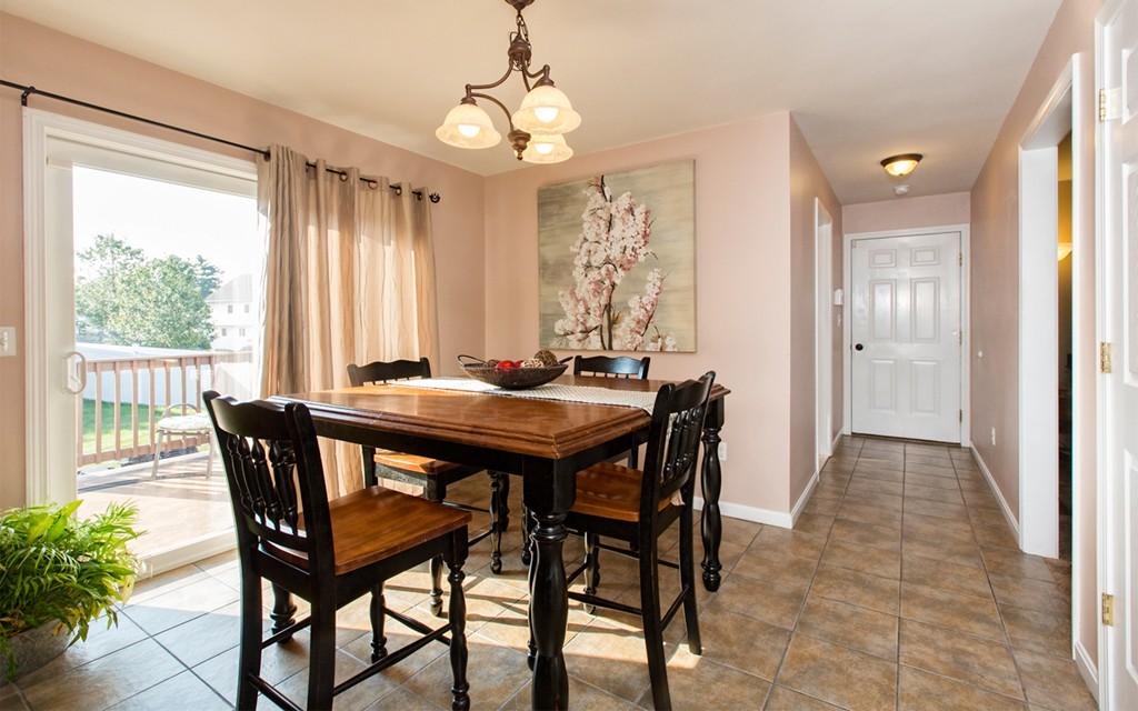 43 Redgate Road Dracut, MA 01826 - Photo 6 of 24 Gallery Image 6