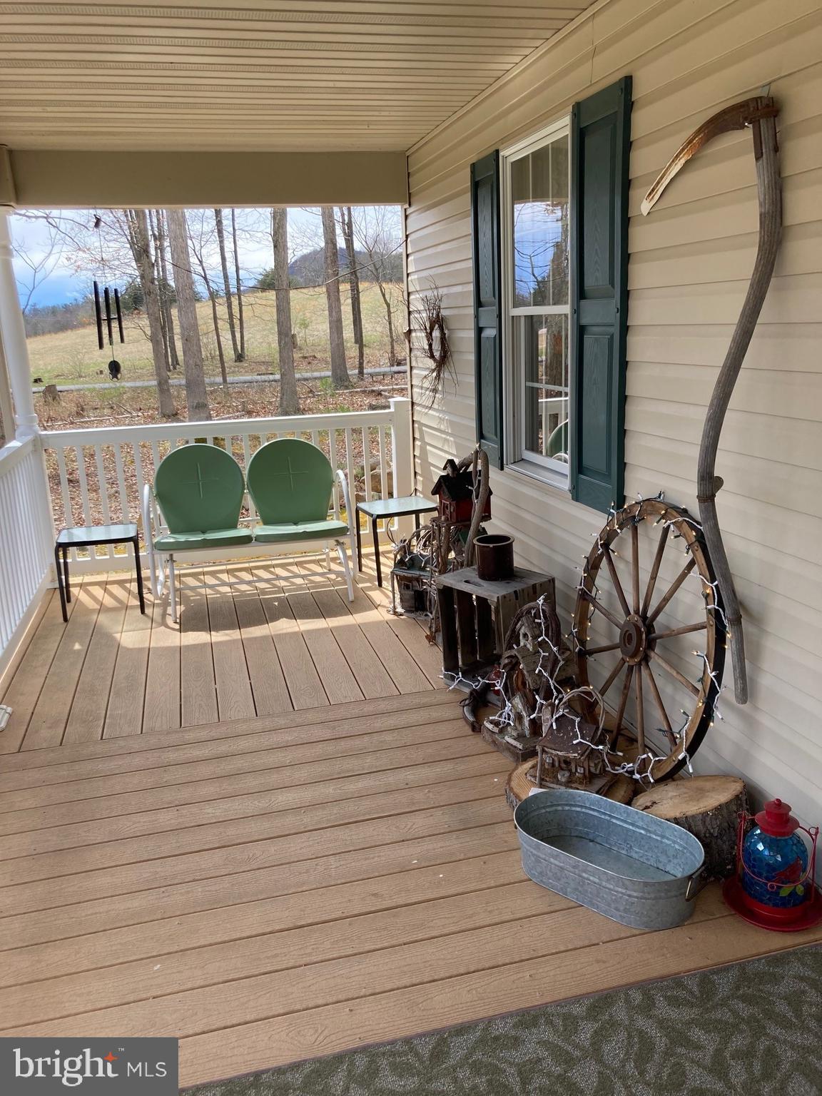 11550 Valley Road Berkeley Springs, WV 25411 - Photo 4 of 54