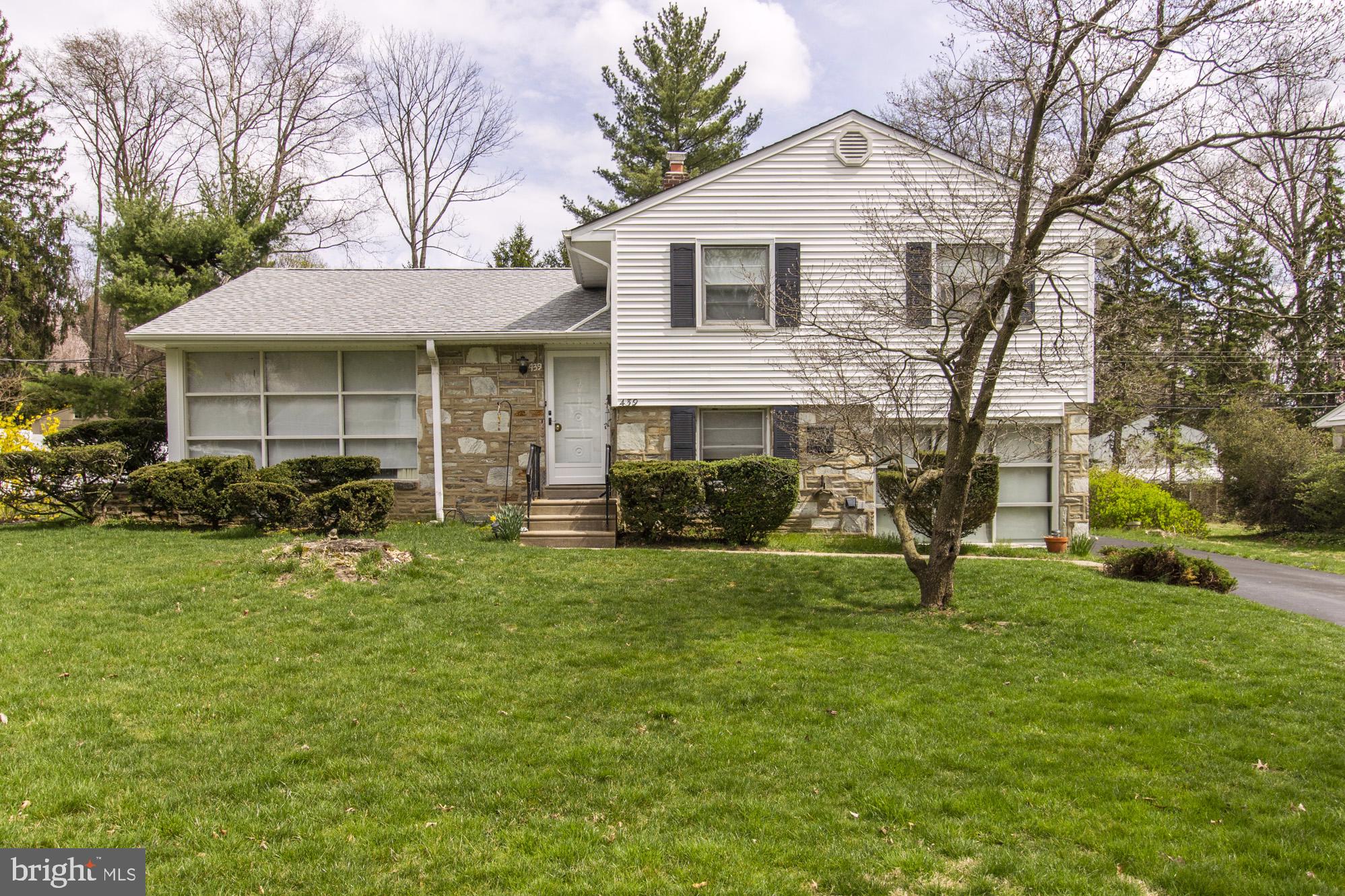 439 Twickenham Road Glenside, PA 19038 - Photo 1 of 33 Gallery Image 1