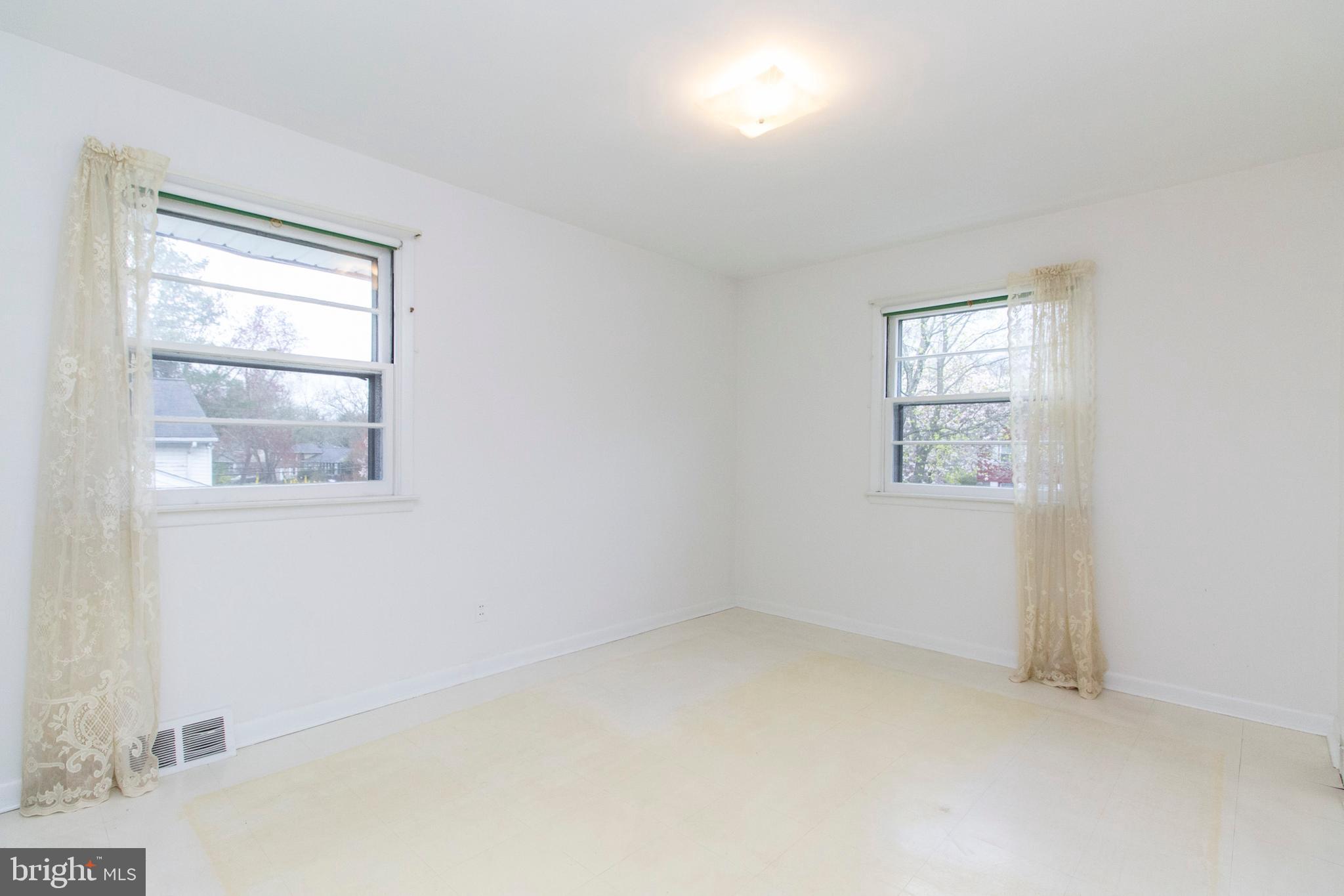439 Twickenham Road Glenside, PA 19038 - Photo 13 of 33 Gallery Image 13