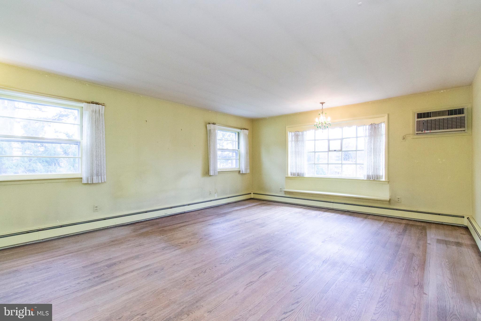 439 Twickenham Road Glenside, PA 19038 - Photo 17 of 33 Gallery Image 17
