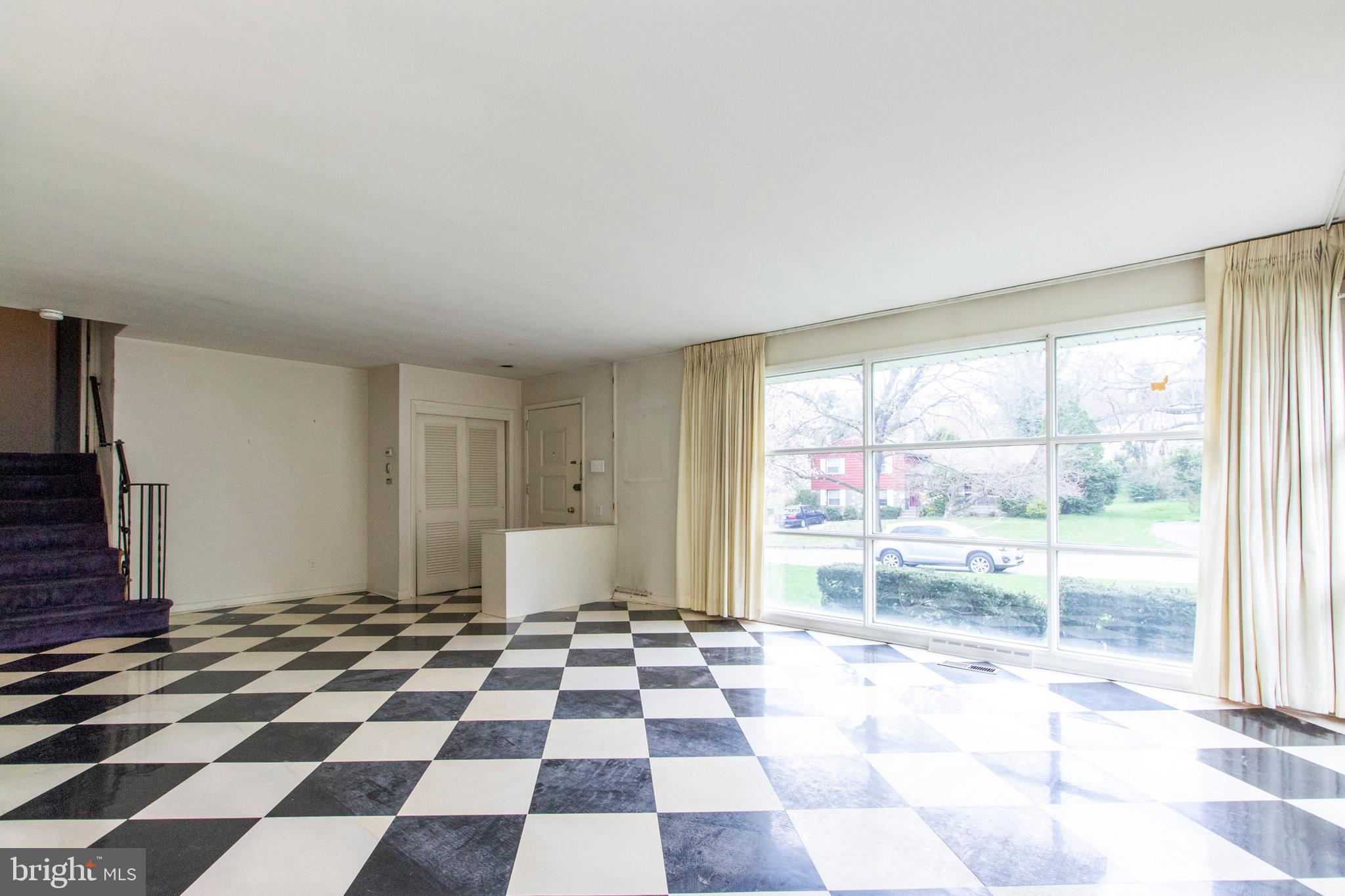 439 Twickenham Road Glenside, PA 19038 - Photo 4 of 33 Gallery Image 4