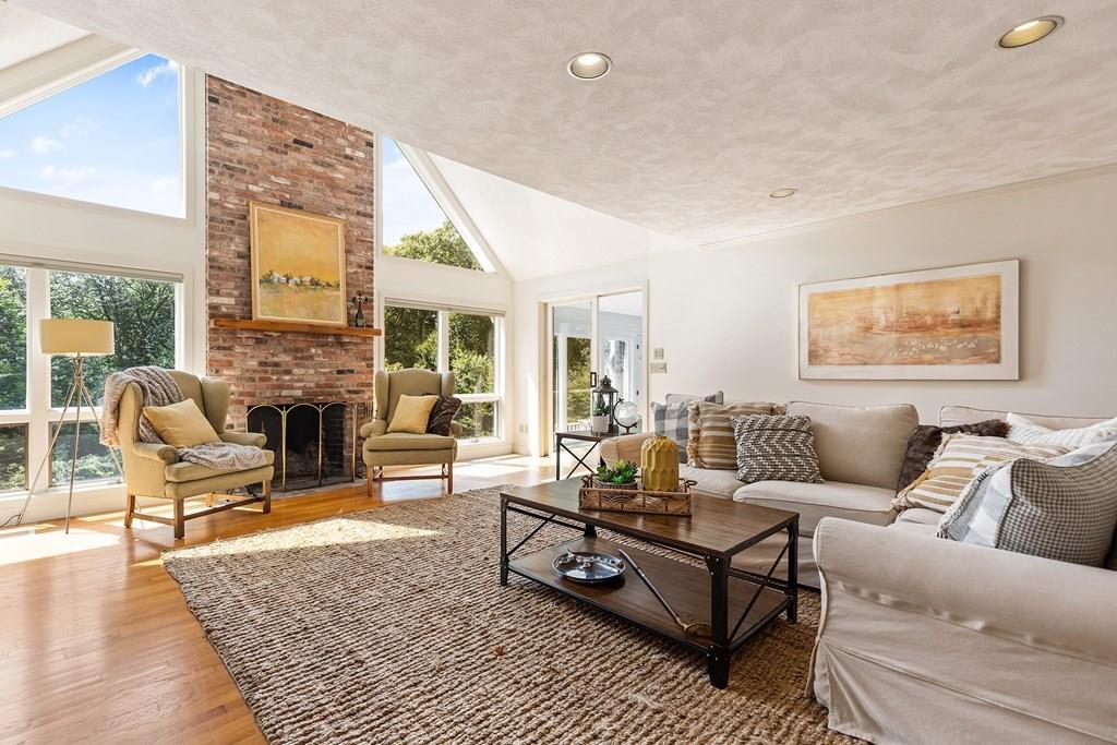 1 Spingler Way Hamilton, MA 01982 - Photo 8 of 31 Gallery Image 8