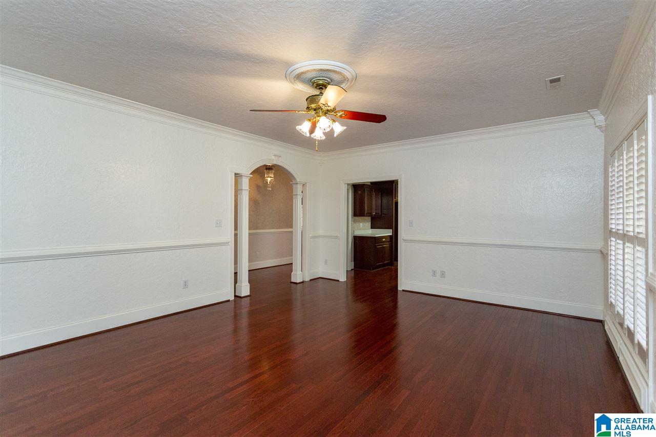 925 Bridle Path Odenville, AL 35120 - Photo 5 of 33