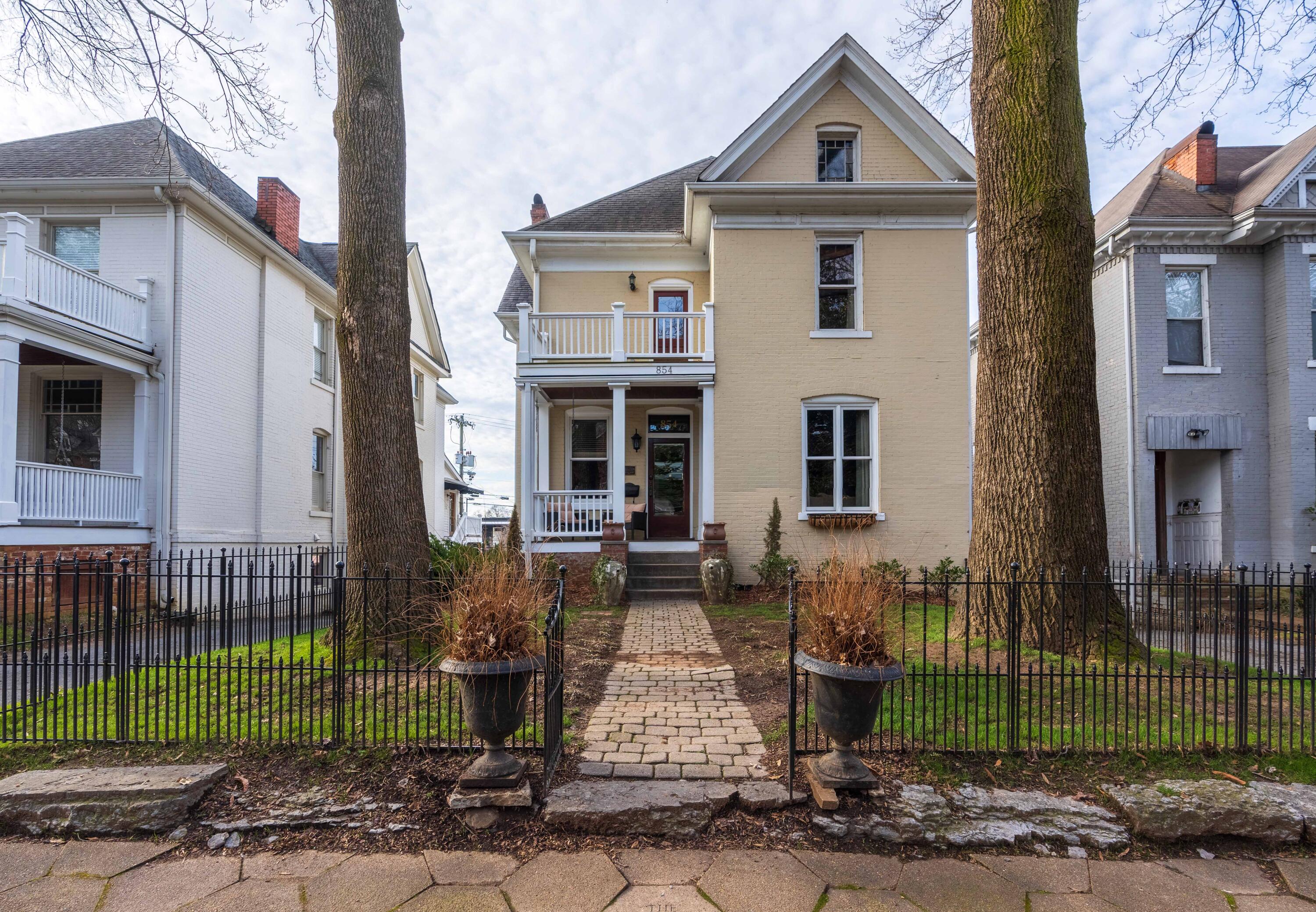 854 Oak Street Chattanooga, TN 37403 - Photo 2 of 45 01 - 854 Oak St - Exteriors