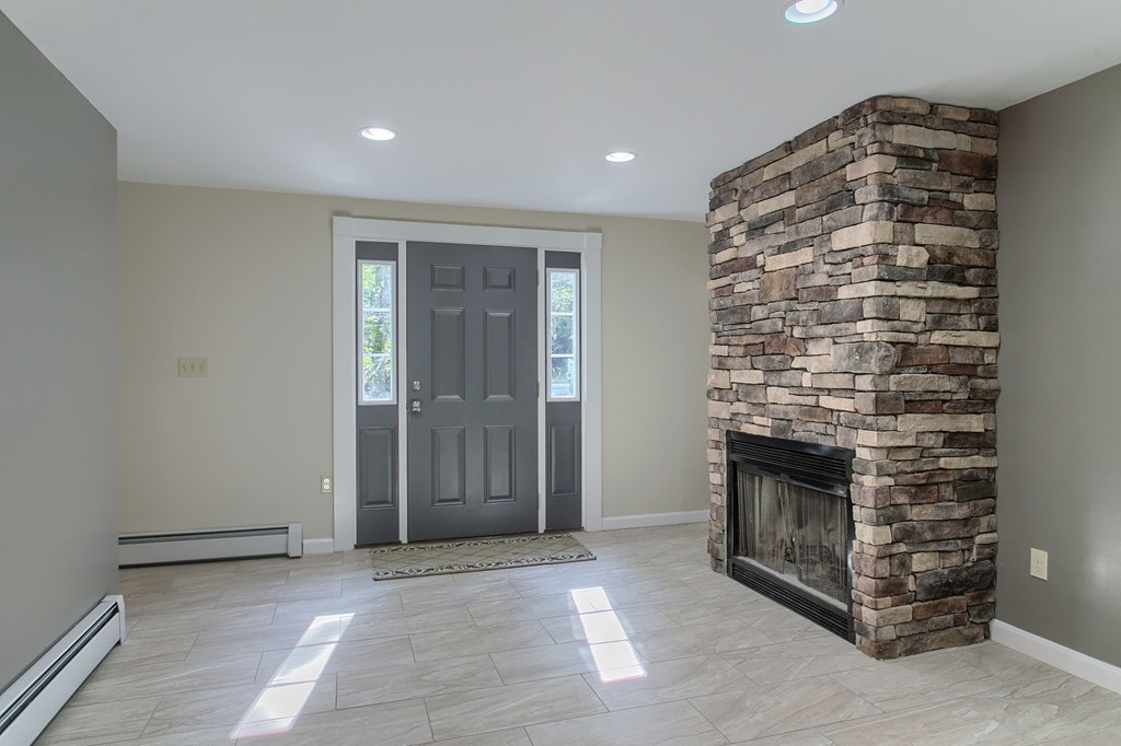 166 Mill Glen Road Winchendon, MA 01475 - Photo 3 of 29 Gallery Image 3