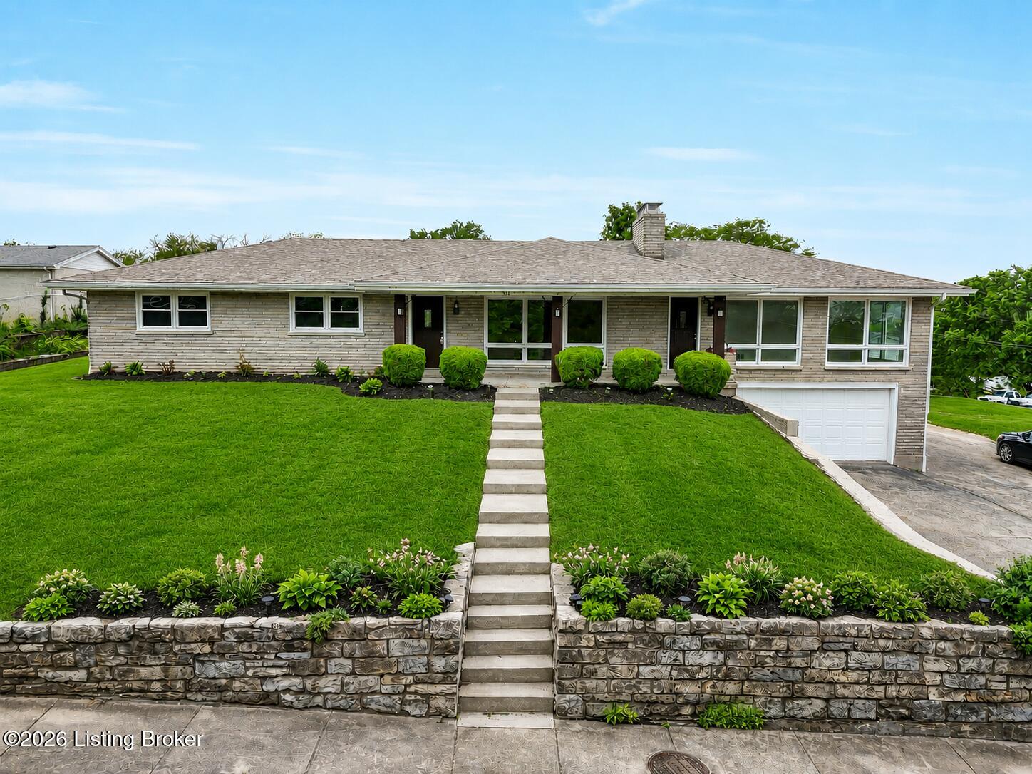 334 South Bardstown Road Mount Washington, KY 40047 - Photo 1 of 61 Profile Pic