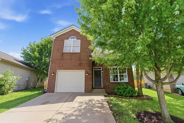 $281,000 | 220 Berkshire Lane, Georgetown, KY 40324