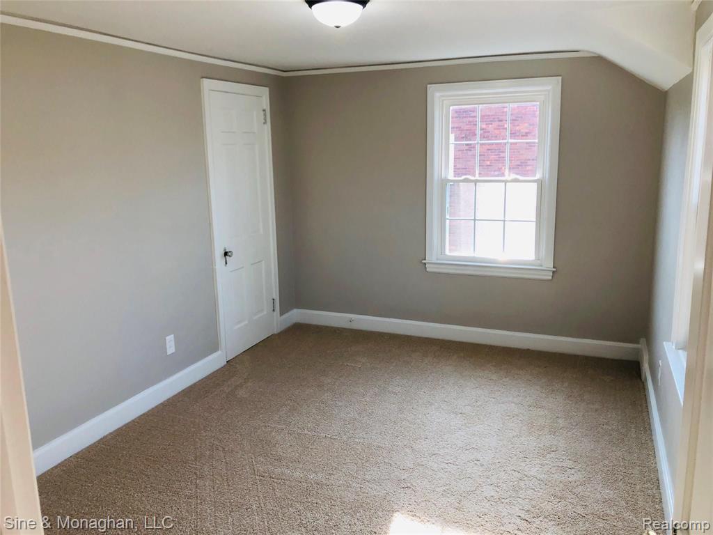 721 Pemberton Road Grosse Pointe Park, MI 48230 - Photo 33 of 41