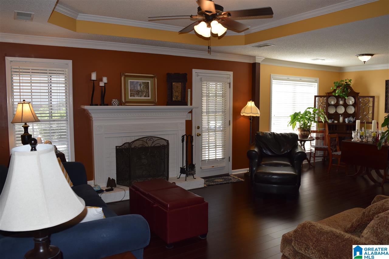101 Greenfield Lane Alabaster, AL 35007 - Photo 5 of 35