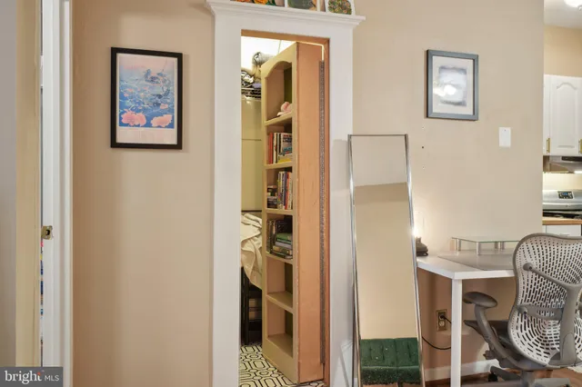 $189,000 | 1300 Massachusetts Avenue Northwest, Unit 205, Washington, DC 20005