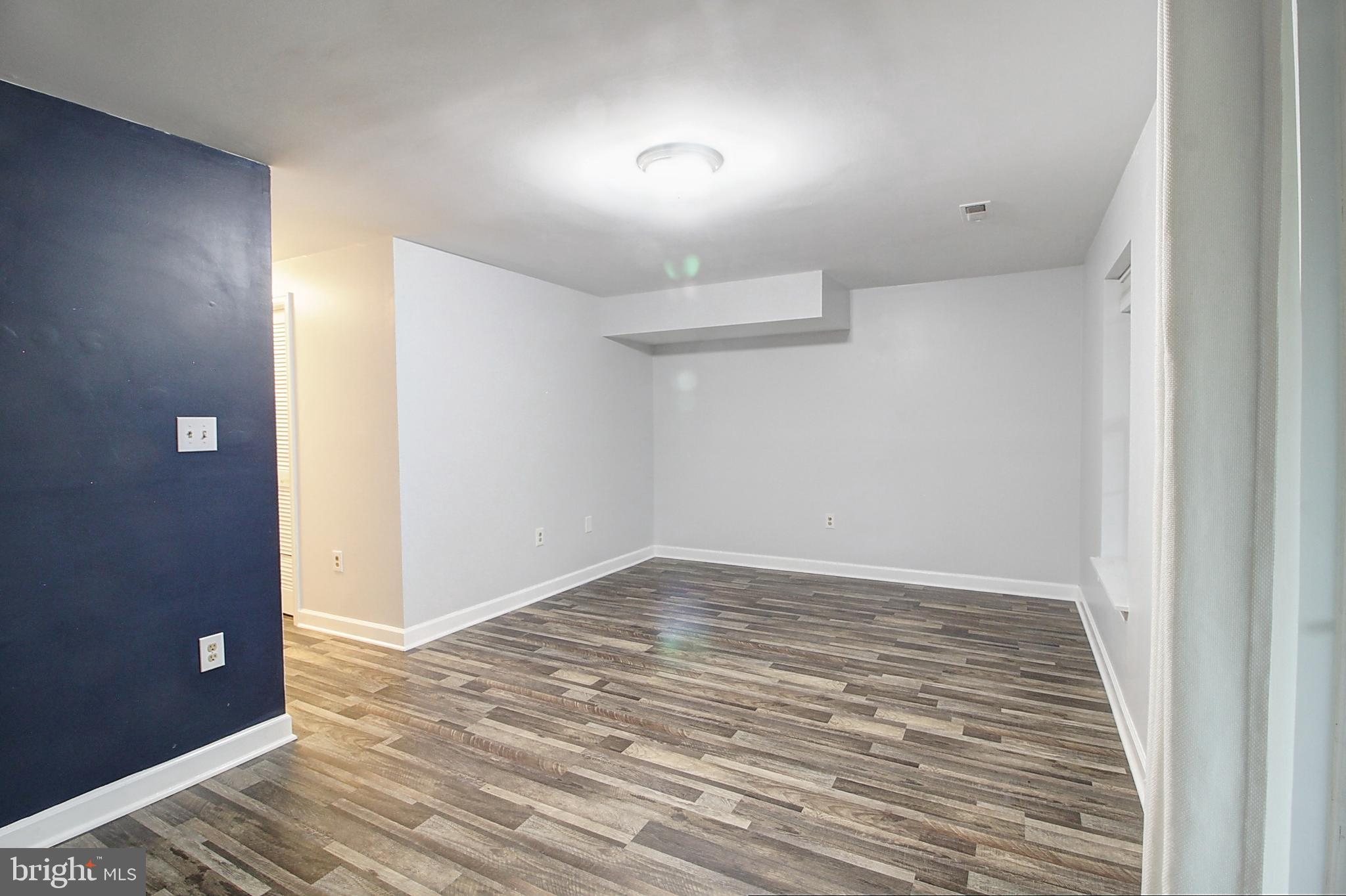 9261 Ridgefield Circle Frederick, MD 21701 - Photo 22 of 27 a view of an empty room