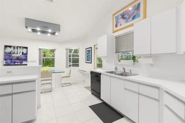 $650,000 | 7901 Northwest 86th Terrace, Tamarac, FL 33321