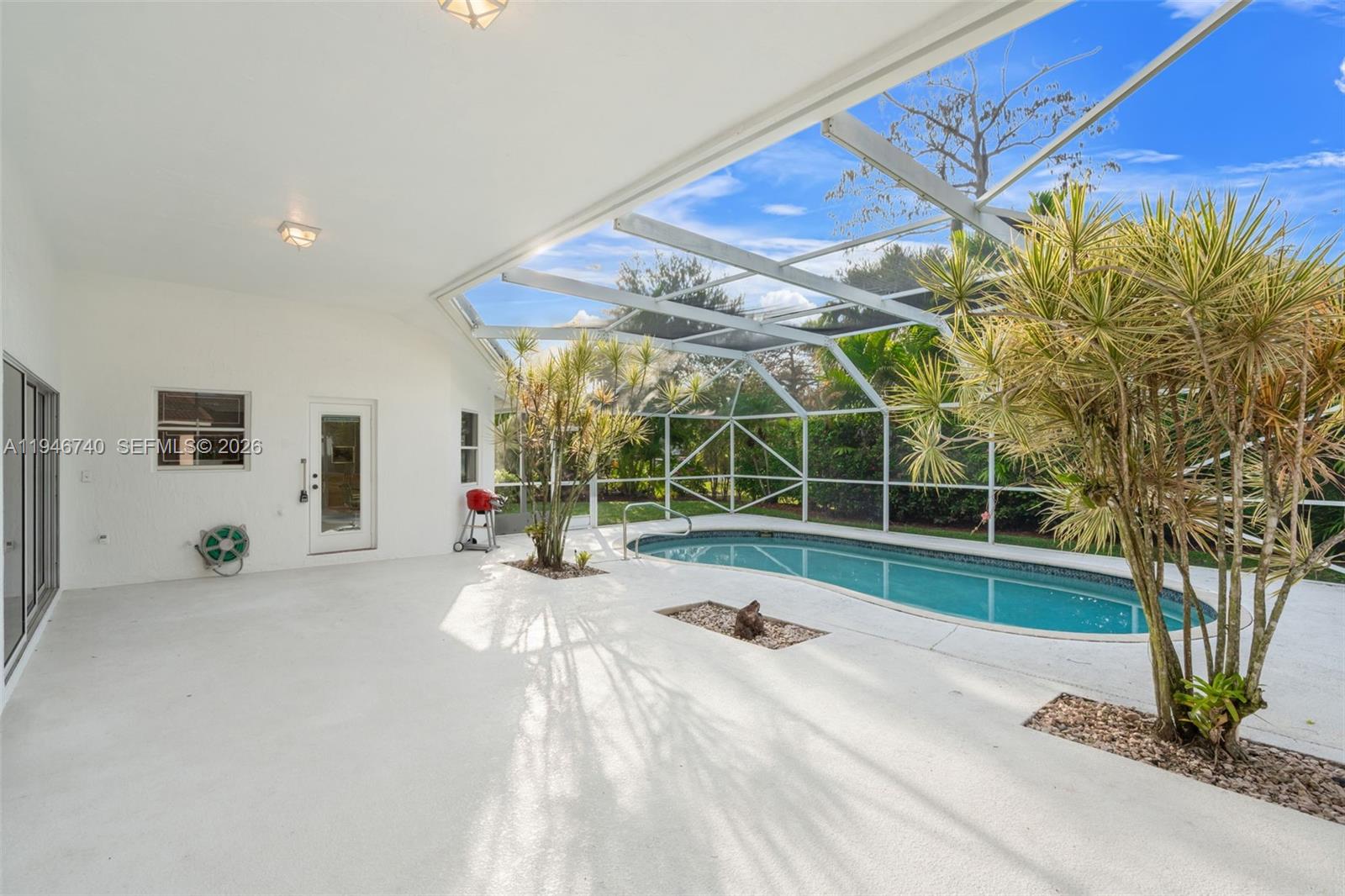 7901 Northwest 86th Terrace Tamarac, FL 33321 - Photo 31 of 42 a view of basket ball court