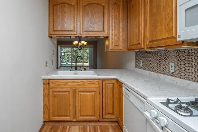 $270,000 | 653 Hartford Square, Hartford, WI 53027