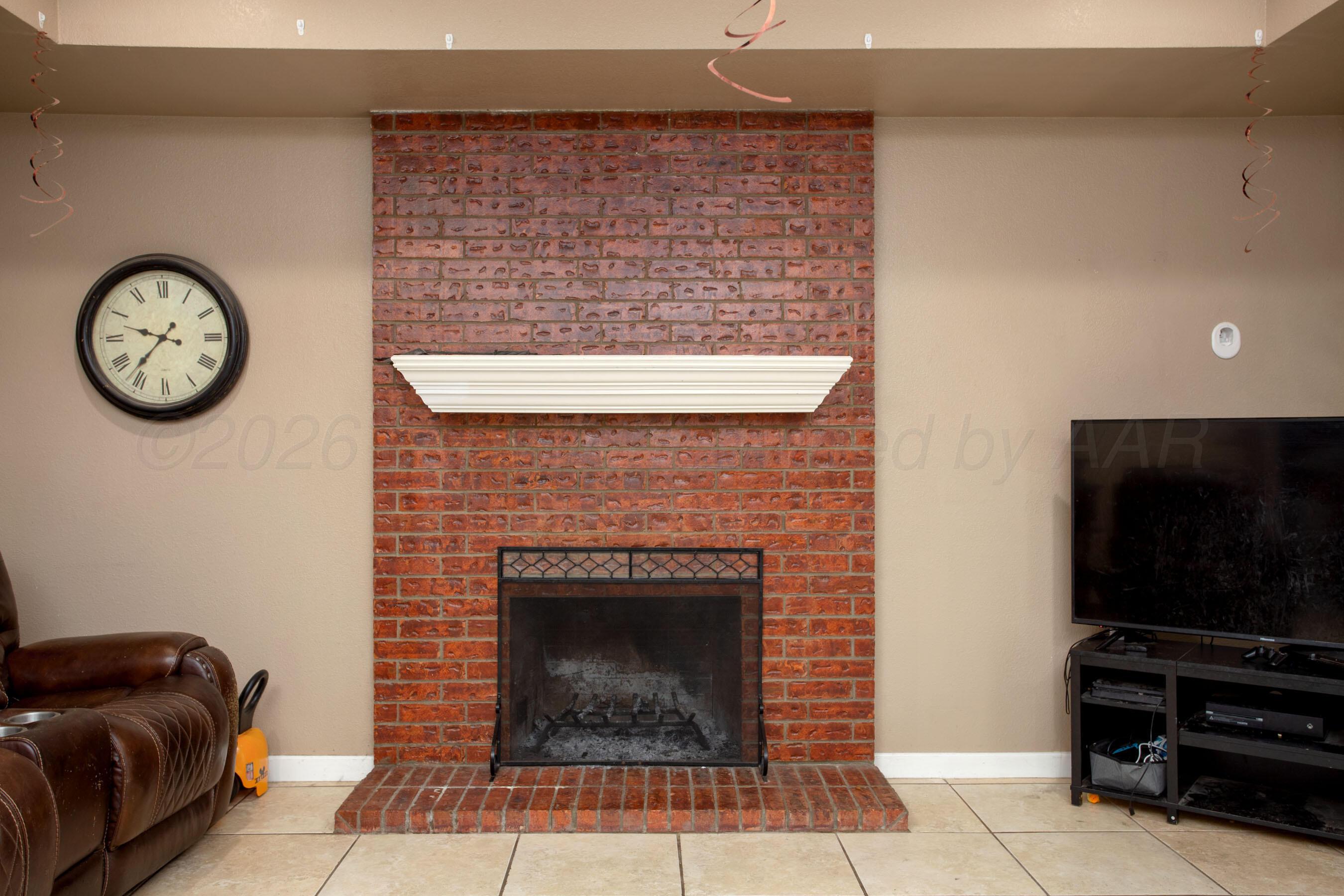 2113 Southwest 59th Avenue Amarillo, TX 79118 - Photo 5 of 24 Fireplace