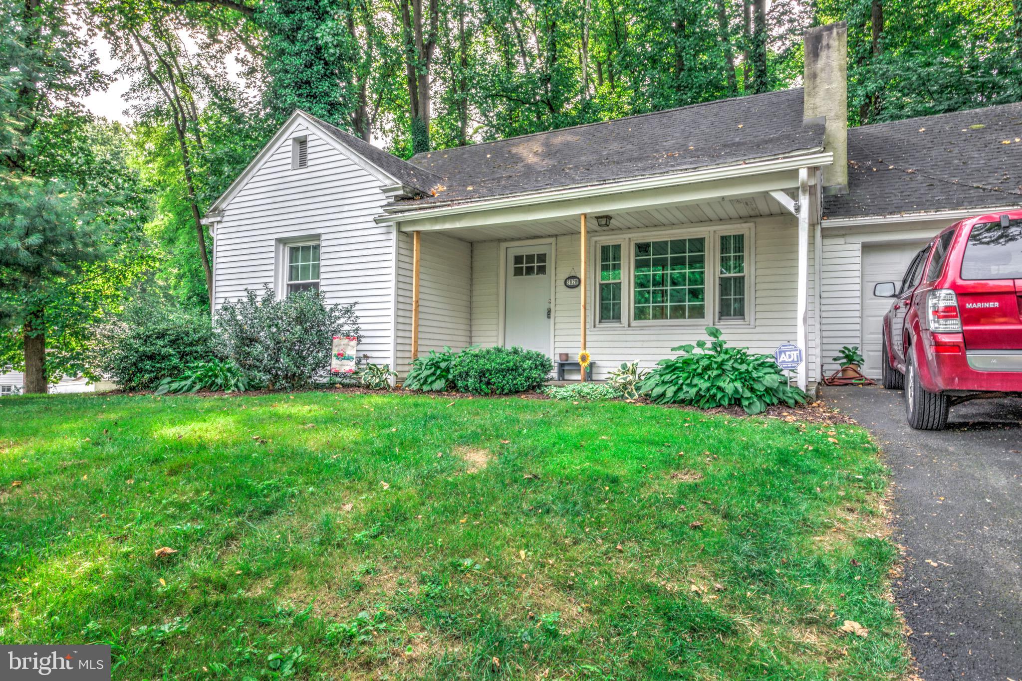 2820 Spring Valley Road Lancaster, PA 17601 - Photo 3 of 38 Gallery Image 3